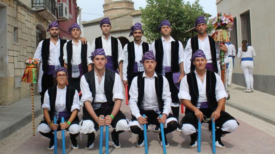 Los Danzantes de Pradilla animaron las fiestas. | SERVICIO ESPECIAL