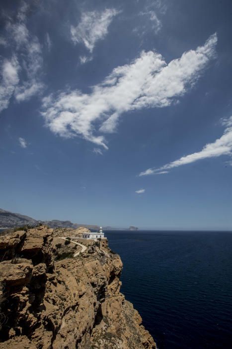 Imágenes espectaculares de los faros de Alicante