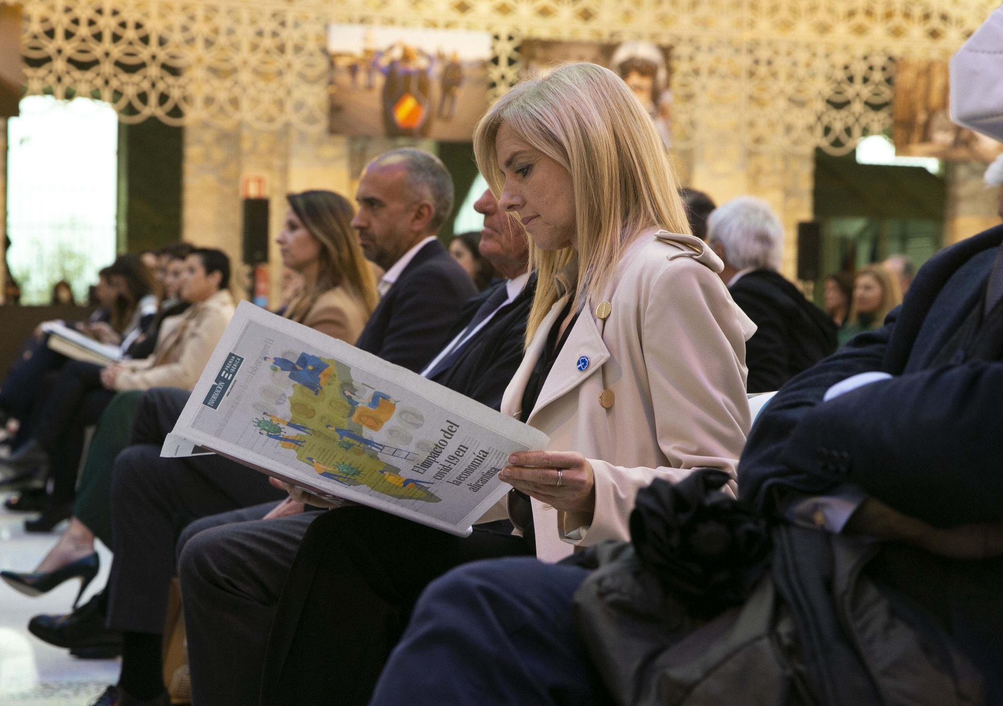 Presentación del anuario “Pandemia y guerra: el impacto en la economía alicantina”