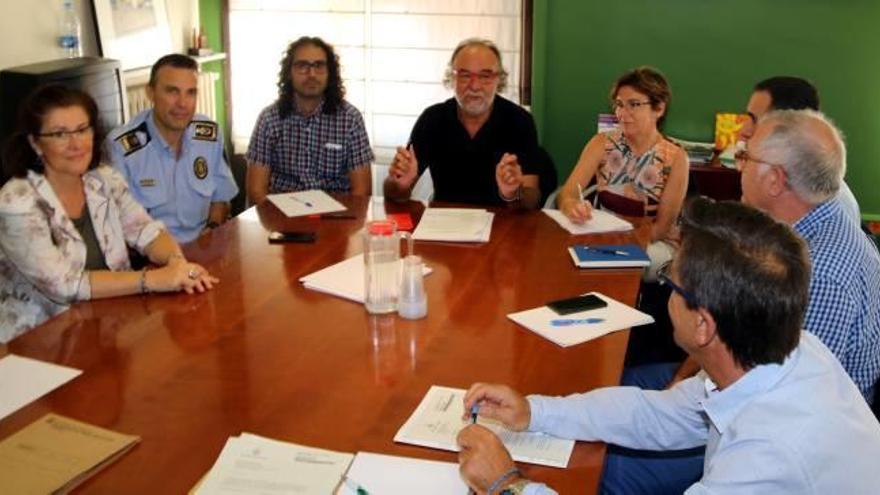 Reunió entre les administracions lleidatanes pels temporers.