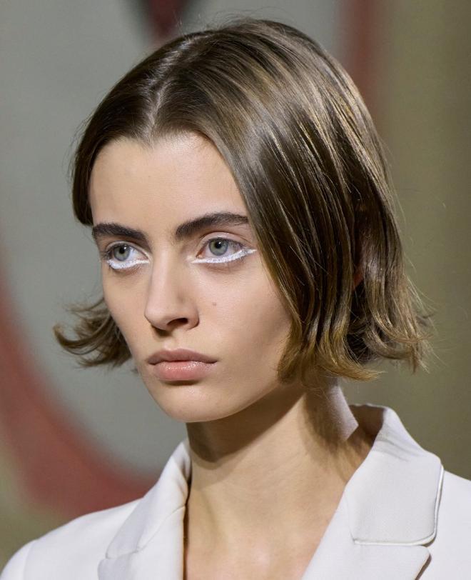 Corte de pelo fácil otoño desfile Dior