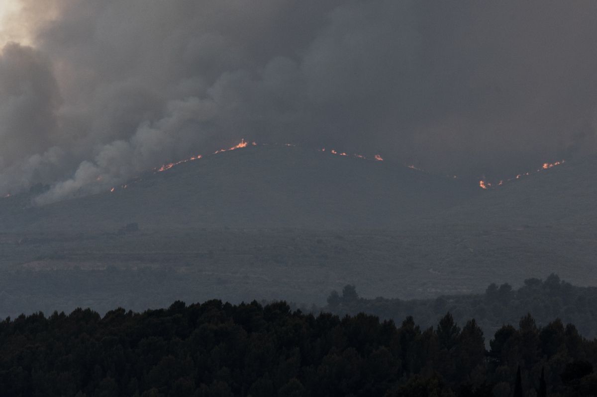 Las imágenes más impactantes del incendio en Bejís