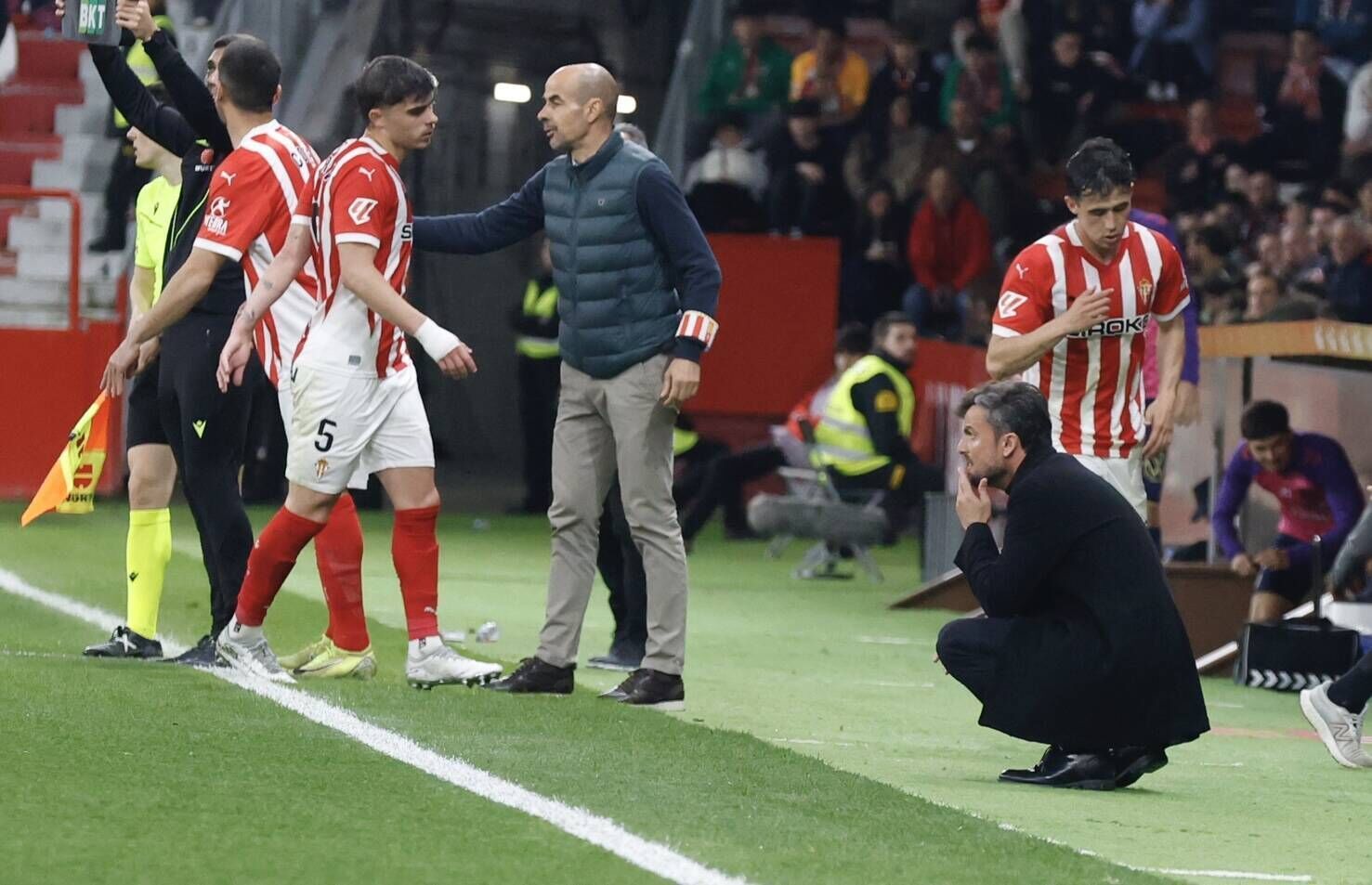 EN IMÁGENES: El Sporting - Tenerife disputado en El Molinón