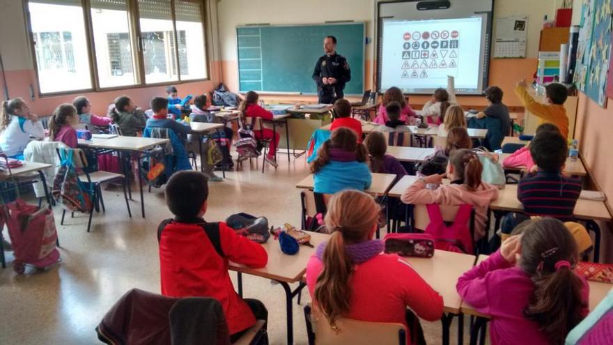 Clases de educación vial para escolares