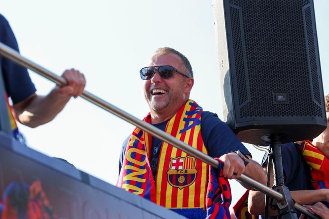 ¡De locos! Las mejores imágenes de una ciudad entregada al Barça