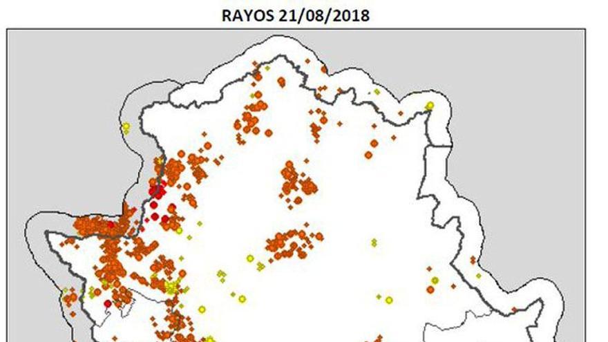 La Junta señala que las tormentas están provocando numerosos incendios en la región