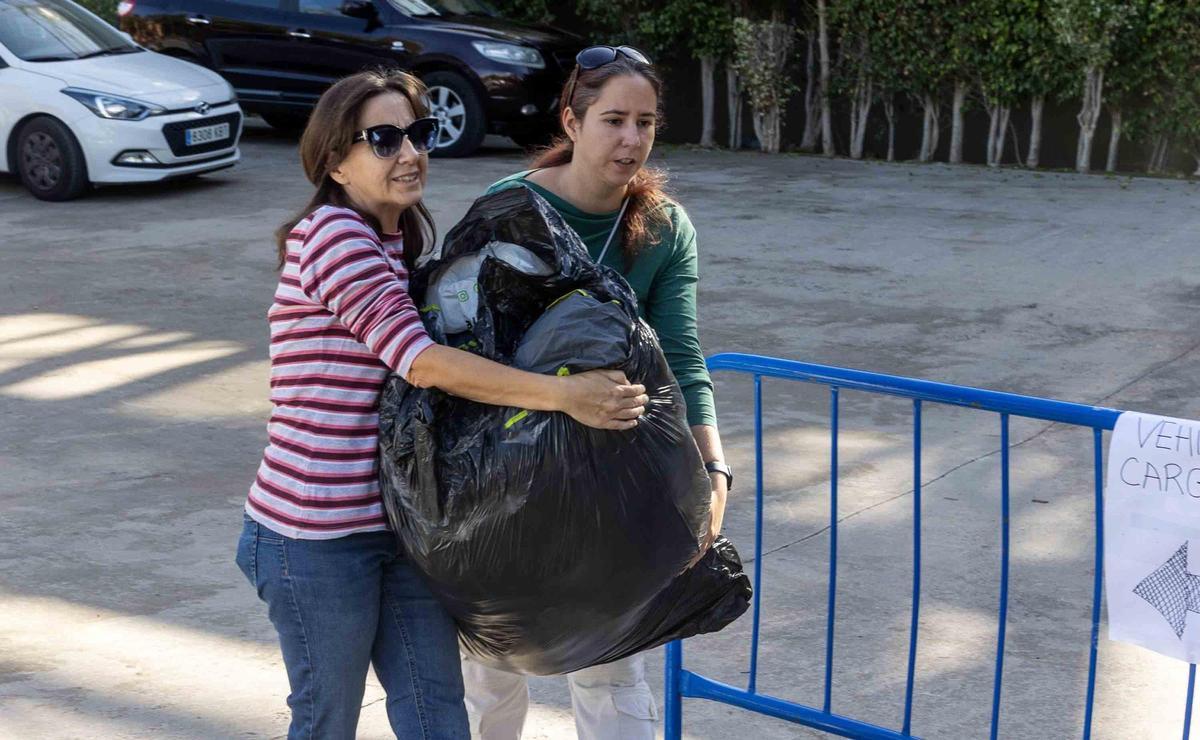 El empuje solidario en Alicante llena el Centro de Tecnificación con ayuda para los afectados por la DANA en Valencia