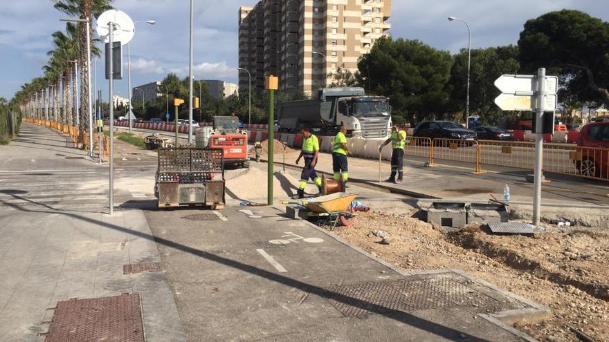 Obras en el futuro bulevar del palacio de Congresos