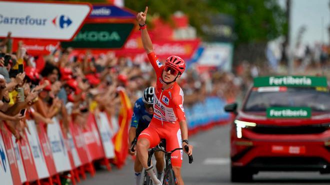 Pogacar y Enric Mas engrandecen la Vuelta
