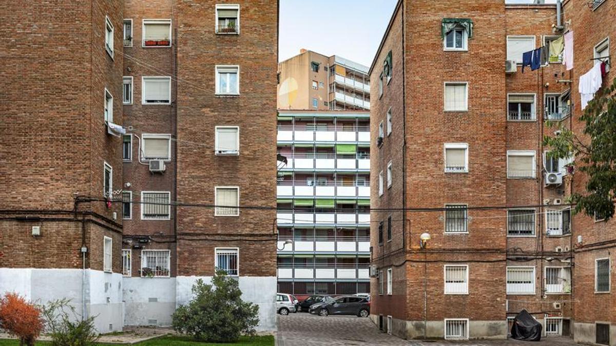 Entre 1960 y 1975, se construyeron 4.000.000 de viviendas en España.