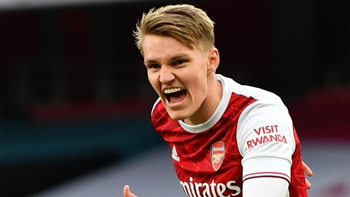 Odegaard celebra un gol con el Arsenal