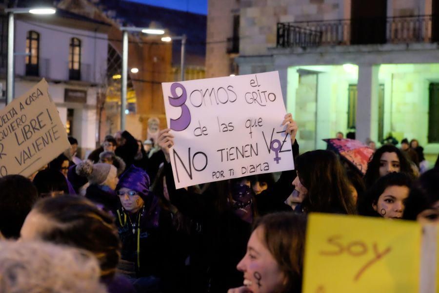 Zamora sale a la calle por la igualdad femenina