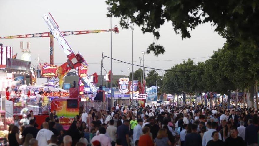 Córdoba vive su primera noche de Feria