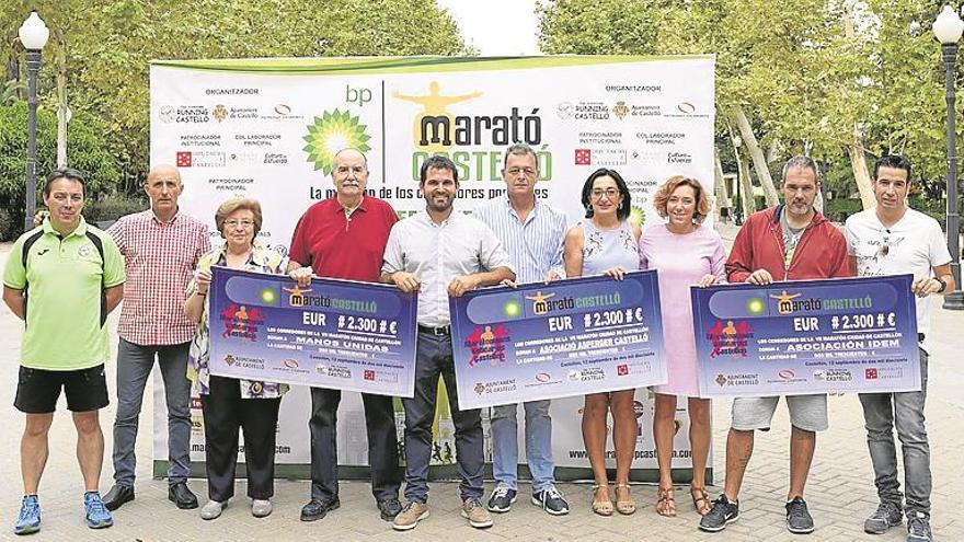 El Marató BP y el 10k entregan los cheques solidarios