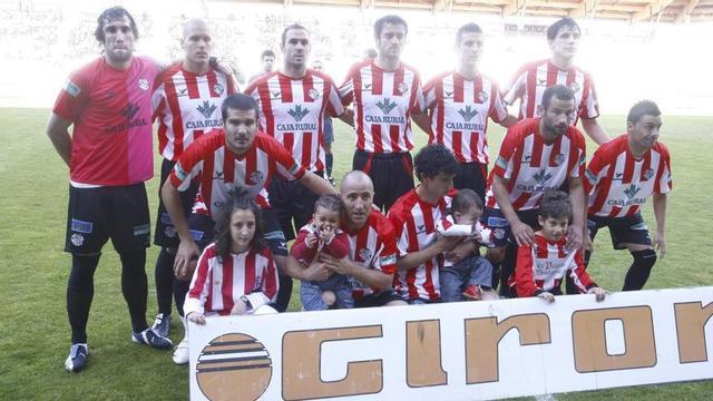 El equipo inicial del Zamora CF en el partido contra el Villarreal B que se jugó en el Ruta de la Plata en 2009. | DAVID RODRIGUEZ