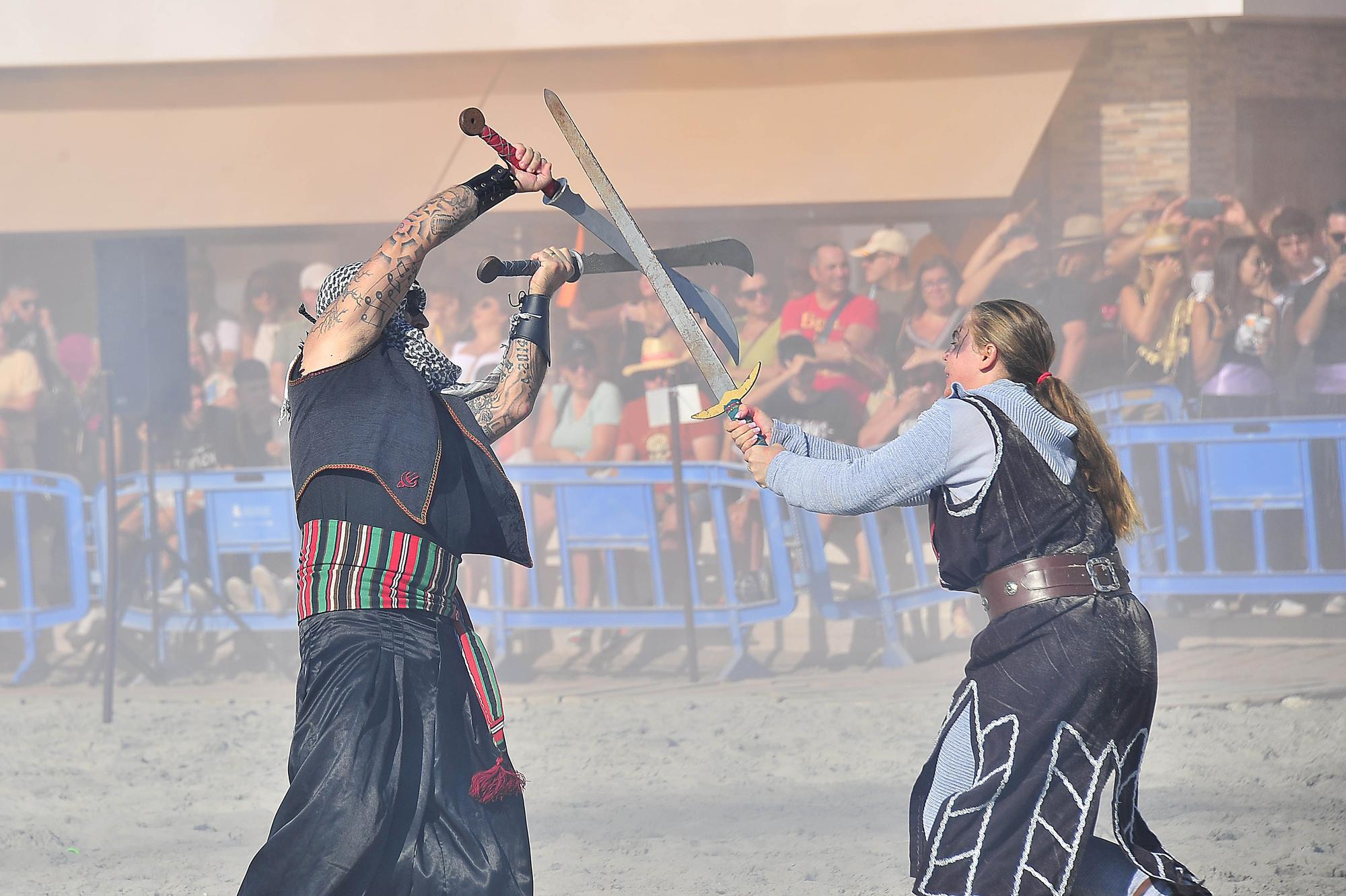 FIESTAS SANTA POLA. Asalto moro en la playa de Levante.