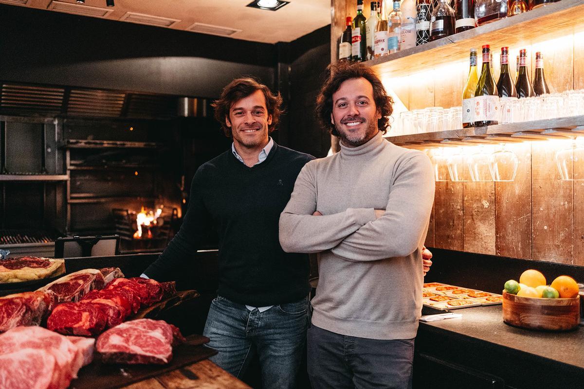 Los hermanos con las carnes de Lana