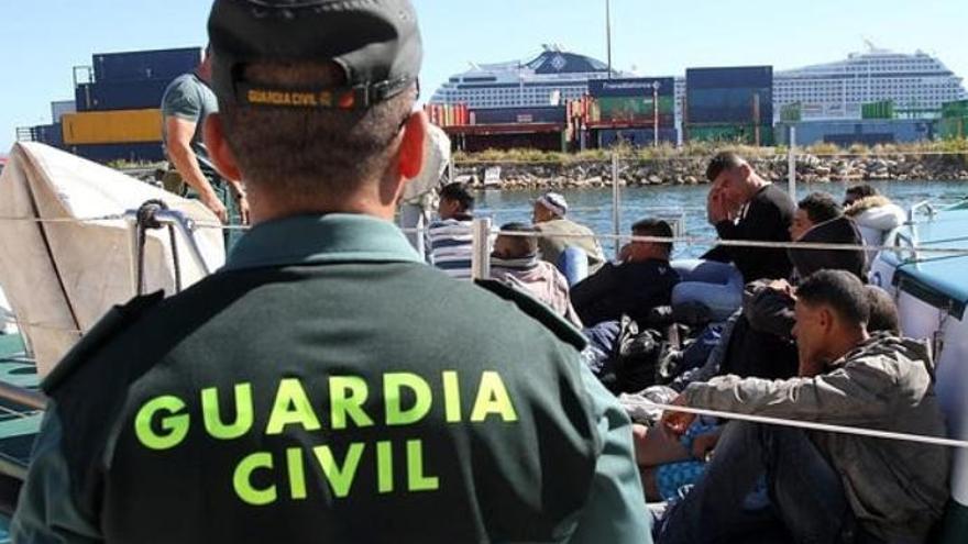 El jefe de operaciones de Frontex considera que las  cifras no son alarmantes