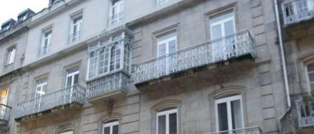 Edificio en Vigo en el que se subastan 19 apartamentos. // R.Grobas