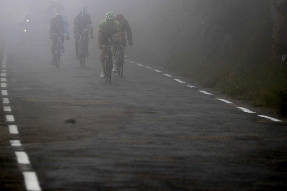 La 17 etapa de la Vuelta, en imágenes