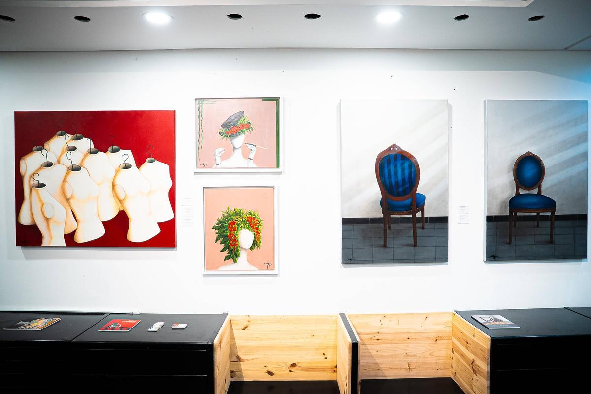 Inauguración de Art Vigo en Galerías Durán, muestra disponible hasta el próximo 31 de julio.