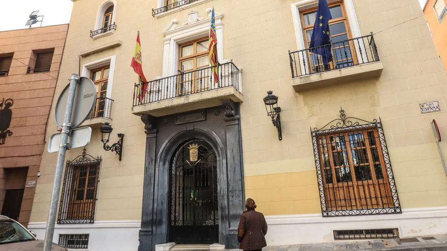 El Ayuntamiento de Callosa de Segura bloquea el pago a toda su plantilla de la nómina de abril