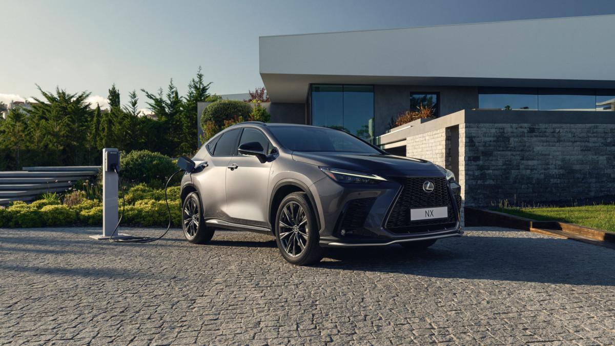Lexus Select