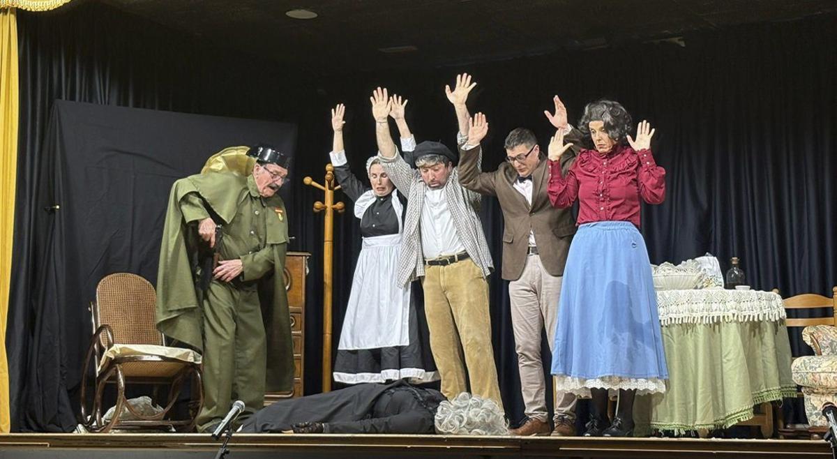 El grupo de La Muela actuó en Salillas de la mano de La Torraza y el ayuntamiento.