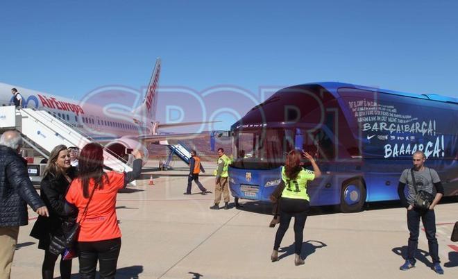 Las imágenes del Barça en el Aeropuerto de Castellón