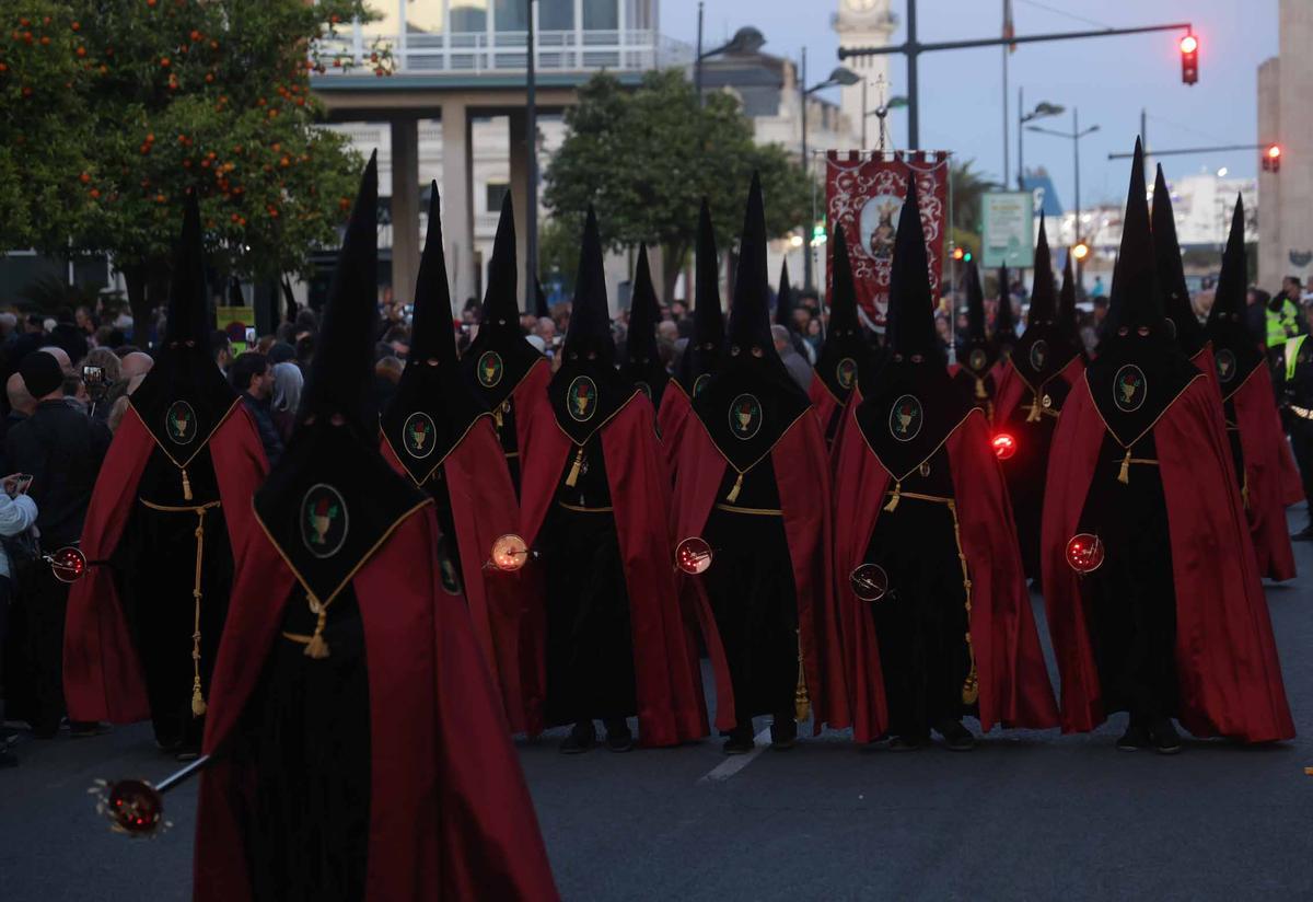 Solemnidad multitudinaria en el Jueves Santo de València