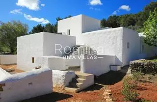 A la venta una casa payesa del siglo XIX en Ibiza