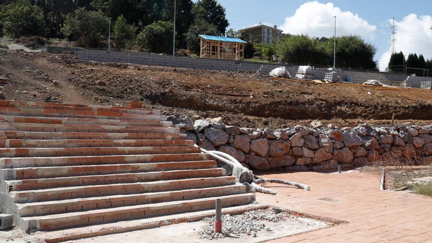 Polémica en Corvera: trasladan tierras del parking del Parque Acuático para rellenos en la finca de una edil del PSOE