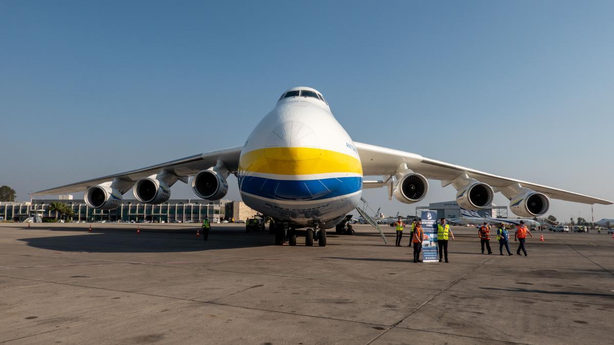 El avión de transporte ucraniano AN-225 &#039;Mriya&#039;.