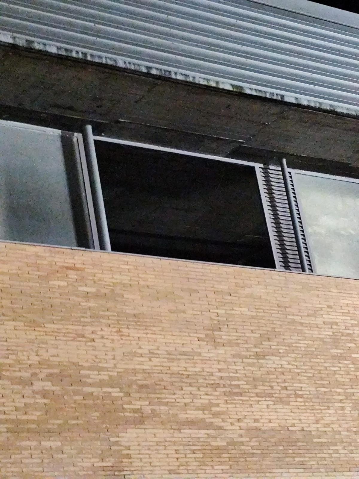 Ventana arrancada en Vilalonga