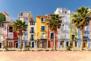 El pueblo alicantino de tradición pesquera y casas de colores ideal para pasar el verano