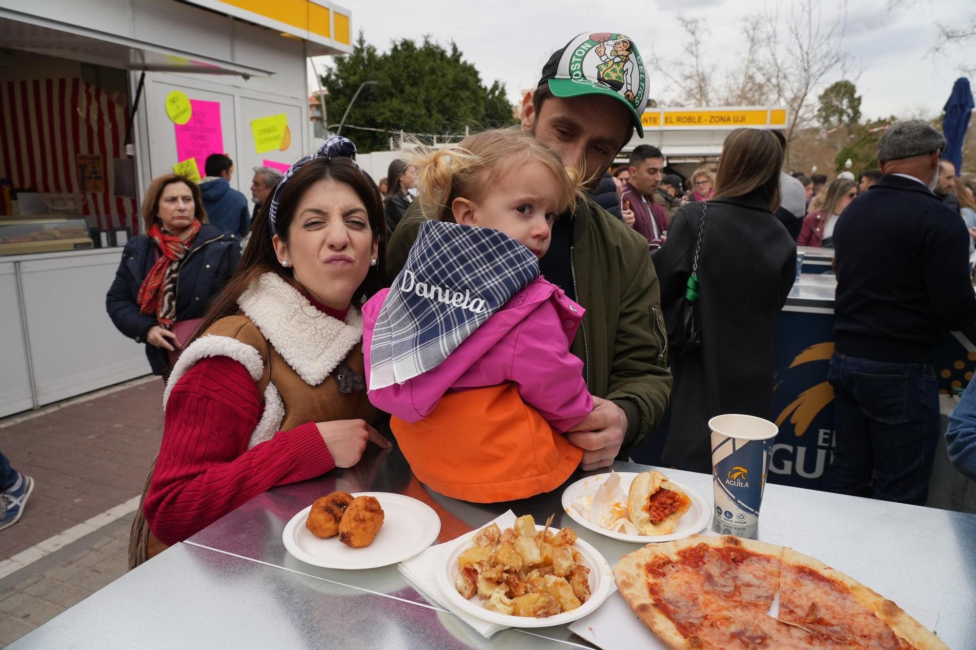 Un clásico de Magdalena: Ambientazo en el Mesón de la Tapa y la Cerveza desde el primer día en Castelló