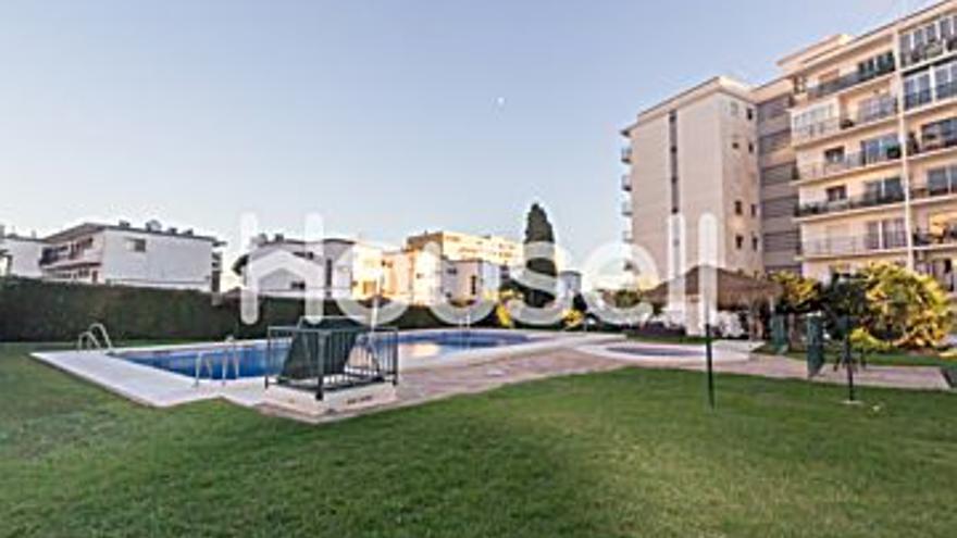 204.999 € Venta de piso en Puerto Marina (Benalmádena) 57 m2, 2 habitaciones, 1 baño, 3.596 €/m2...