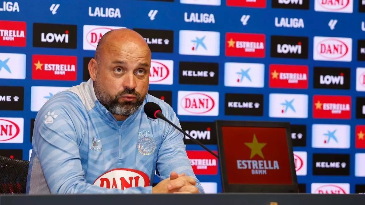 Manolo González, entrenador del Espanyol: "Me gusta mucho el Elche, están ahí por méritos propios"