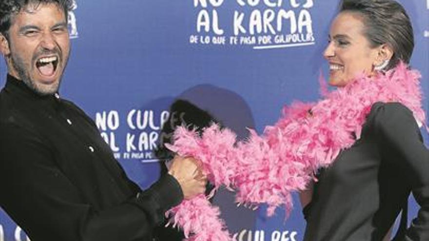 La directora María Ripoll presenta ‘No culpes al karma’