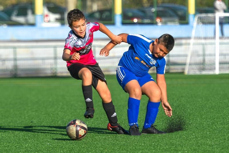 25-01-20  DEPORTES. CAMPOS DE FUTBOL DE LA ZONA DEPORTIVA DEL PARQUE SUR EN  MASPALOMAS. MASPALOMAS. SAN BARTOLOME DE TIRAJANA.  San Fernando de Maspalomas - Gariteño (Benjamines).  Fotos: Juan Castro.  | 25/01/2020 | Fotógrafo: Juan Carlos Castro