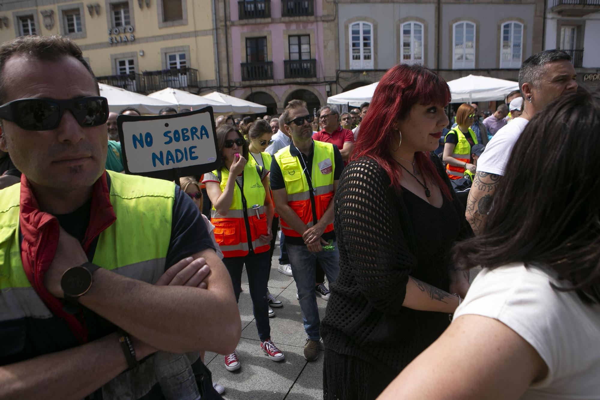 Los trabajadores de Saint-Gobain salen a la calle para frenar los despidos en Avilés