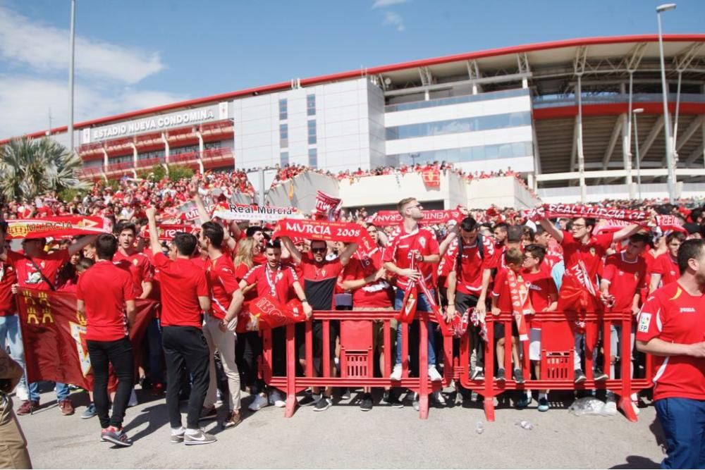 Ambiente en Nueva Condomina antes del partido