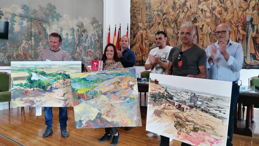 Irene Pérez, primer premio del concurso de pintura de la Vendimia de Toro