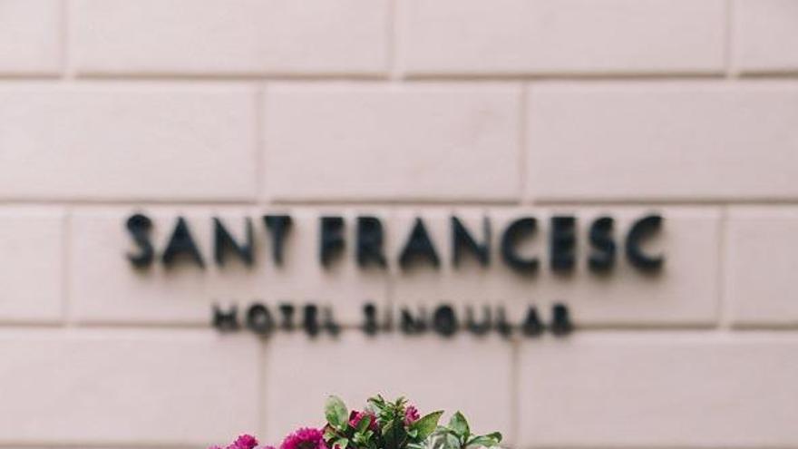 Un mercado de flores en el Sant Francesc Hotel Singular por San Valentín