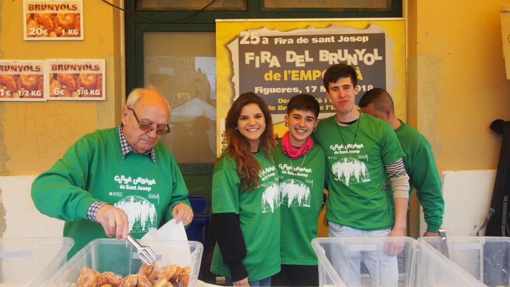 Figueres celebra la Fira del Brunyol de l''Empordà