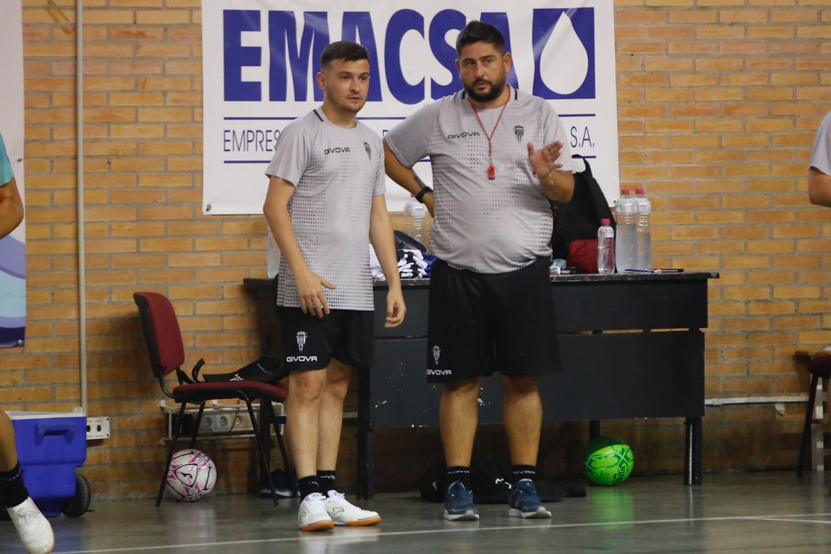 La primera sesión en pista del Córdoba Futsal en imágenes