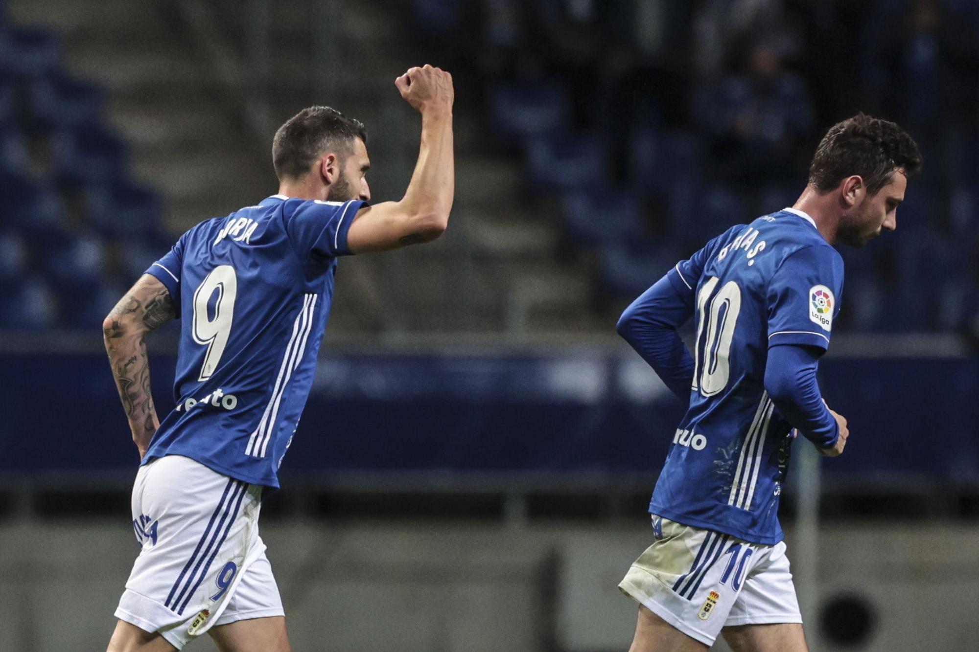 En imágenes: así fue el empate entre el Real Oviedo y Las Palmas