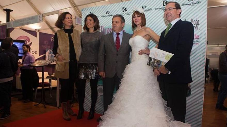 Casi 70 empresas ofrecen lo necesario para celebrar la boda