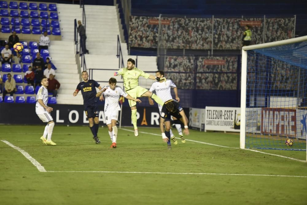 El partido entre el Murcia y el Oviedo, en imágenes