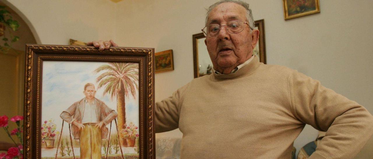 Antonio Galdeano, uno de los últimos cenacheros de Málaga, en una foto de 2007.